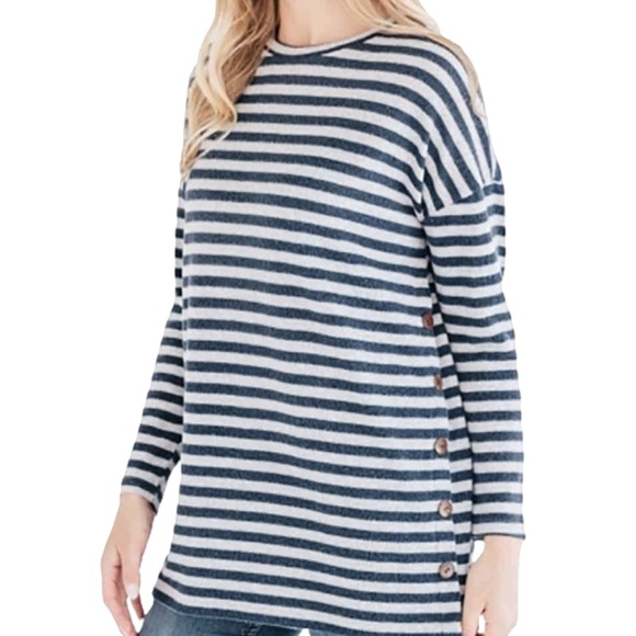 SIMPLY SOUTHERN STRIPED FLEECE SWEATER NWT - Picture 1 of 9